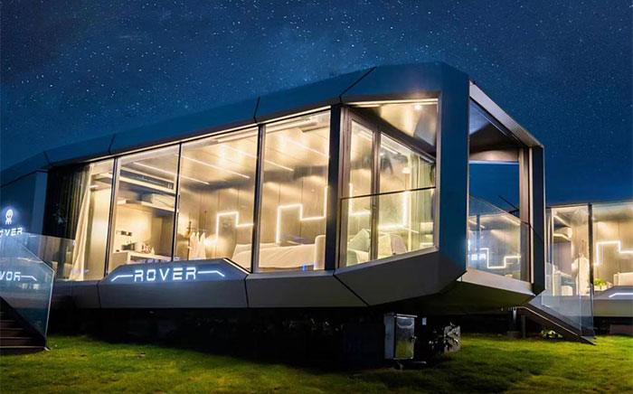ROVER CAPSULE HOUSE