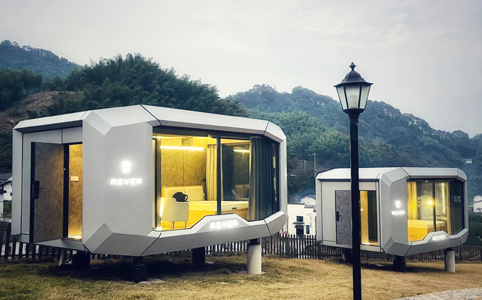 R306 CAPSULE HOUSE